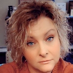 Meet your Posher, Mary ellen